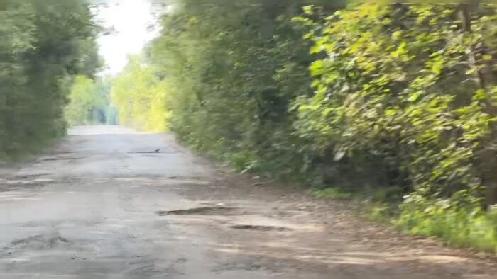 ПОВІДОМЛЕННЯ ЧИТАЧА. «Коли відремонтують дорогу між Коропом та Понорницею?»
