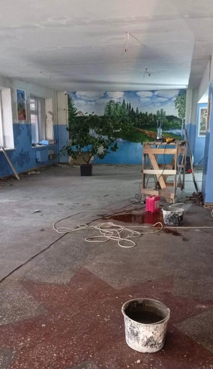 Коропська школа тимчасово припинила харчування учнів через ремонт їдальні