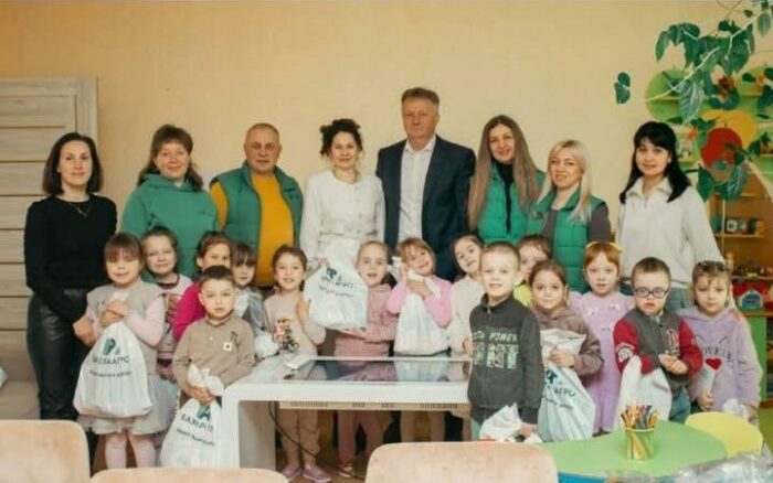 Коропський центр творчості отримав інтерактивне обладнання від аграріїв