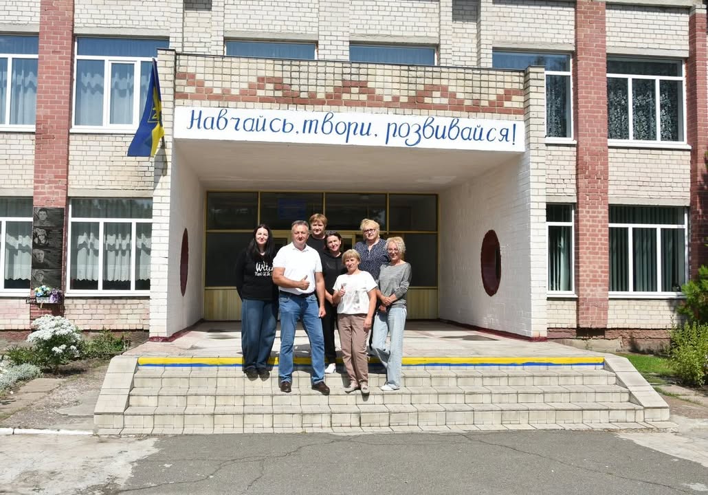 У Риботині оглянули будівництво пожежного депо та підготовку школи до навчального року
